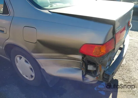 2000 Toyota Camry Ce из США, поврежденный, VIN 4T1BG22K6YU703889